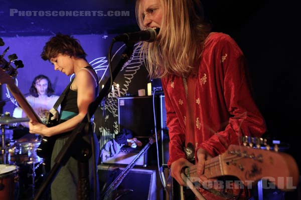 HEADWAR - 2015-10-08 - PARIS - Espace B - Carine Donneger - Claire Gapenne - Romain Simon